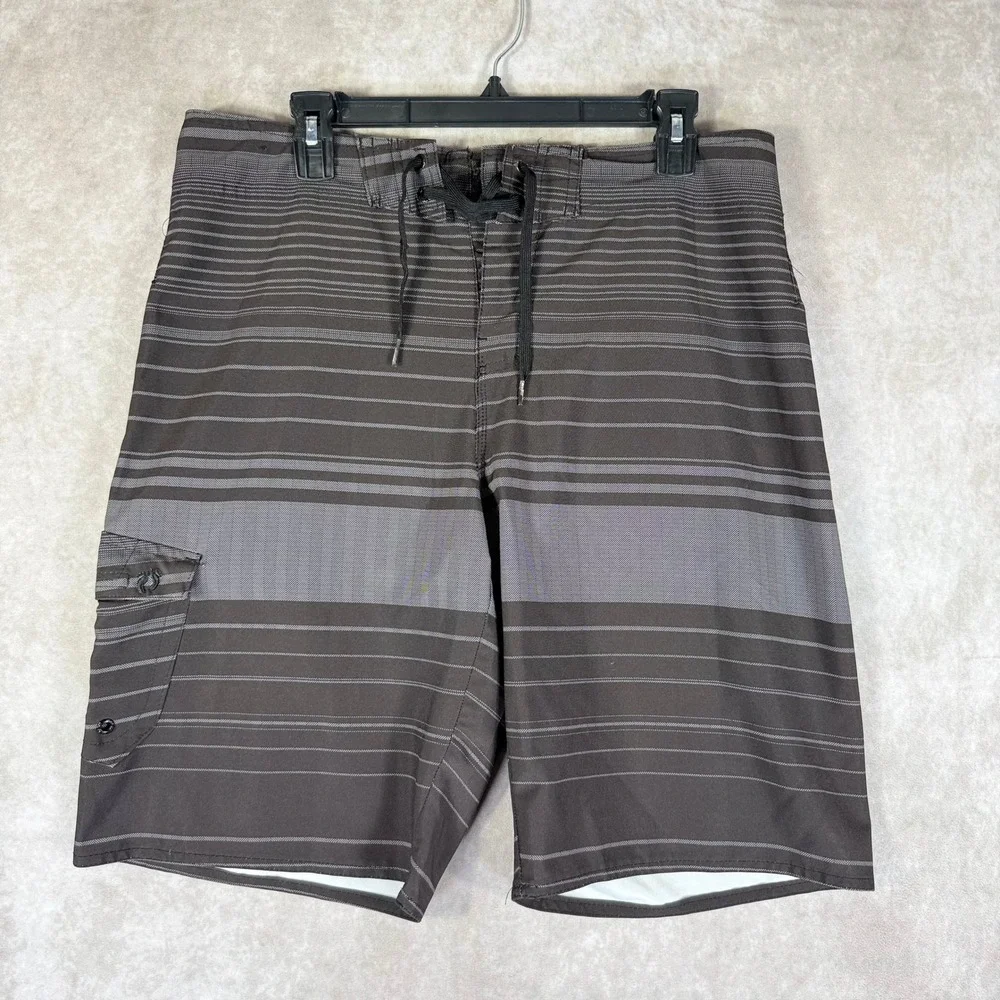 Hang‎ Ten Board Shorts Mens 34 Grey Striped Cargo Pocket Swim Trunks HTY13S5028